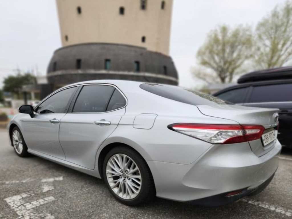 Toyota Camry - Vista 5