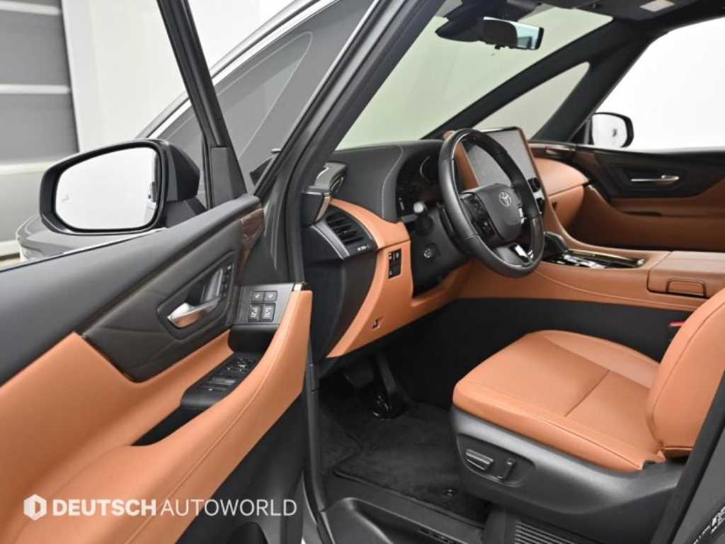 Toyota Alphard - Vista 11