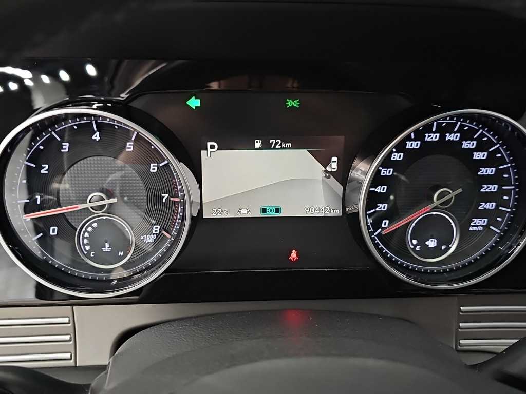 HYUNDAI Grandeur - Vista 6