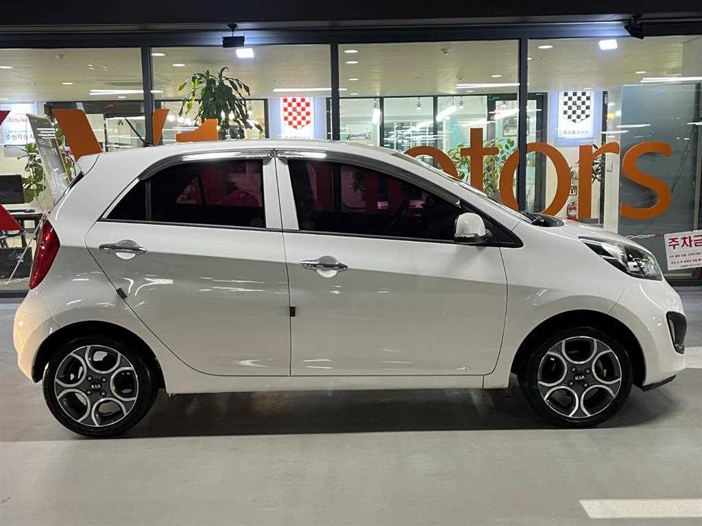 KIA Morning - Vista 3