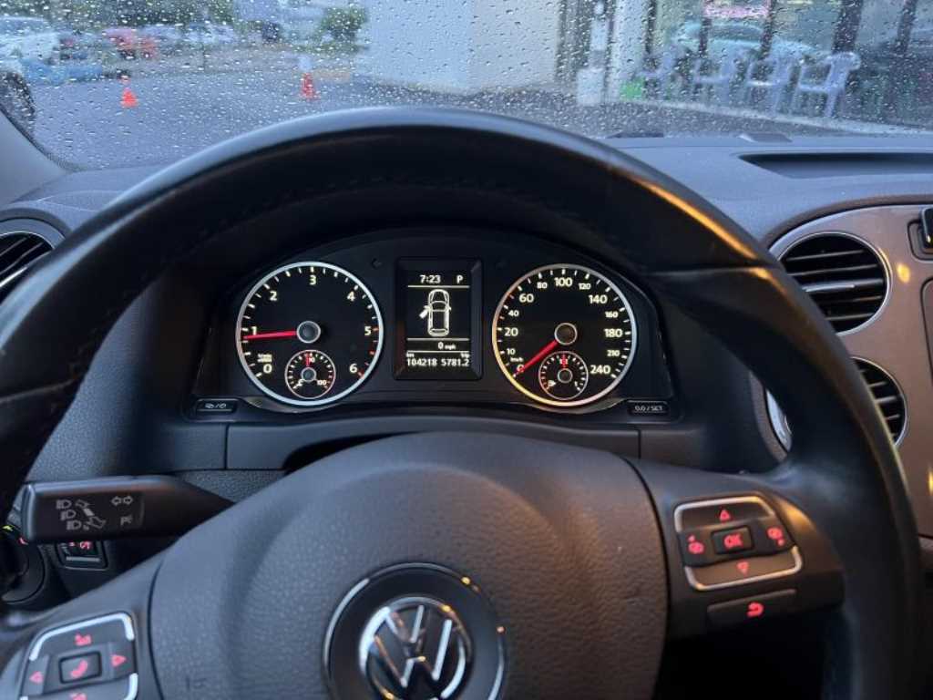 Volkswagen Tiguan - Vista 5
