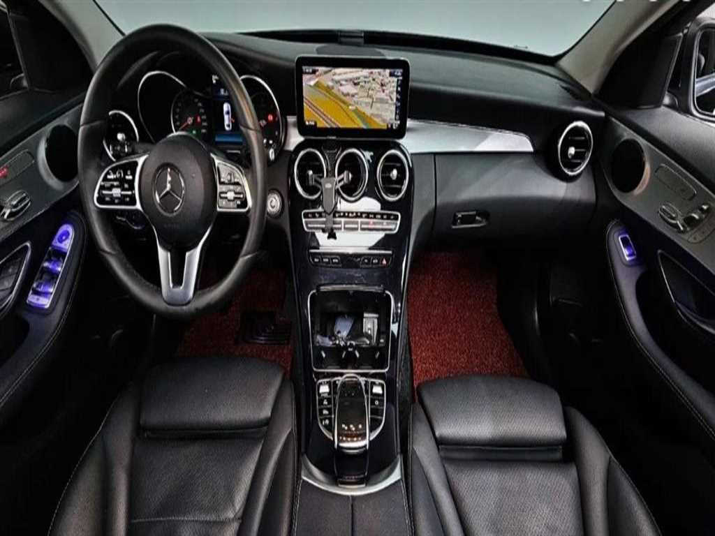 Mercedes Benz C Class - Vista 6