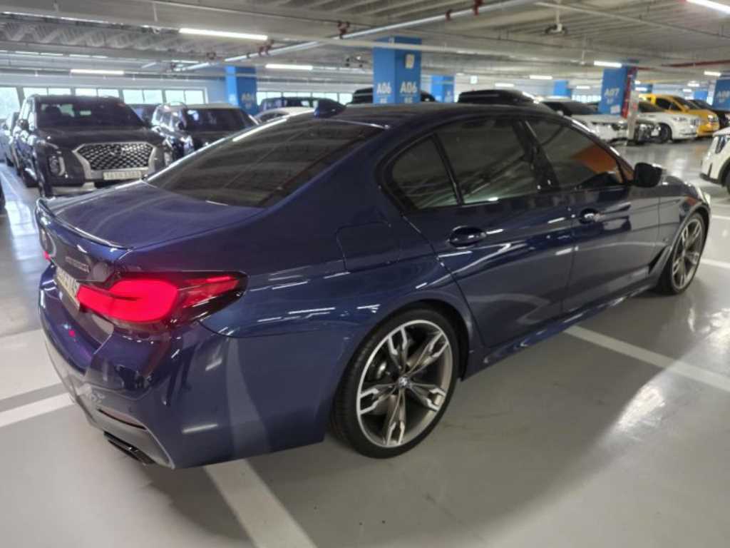 BMW 5 Series - Vista 4