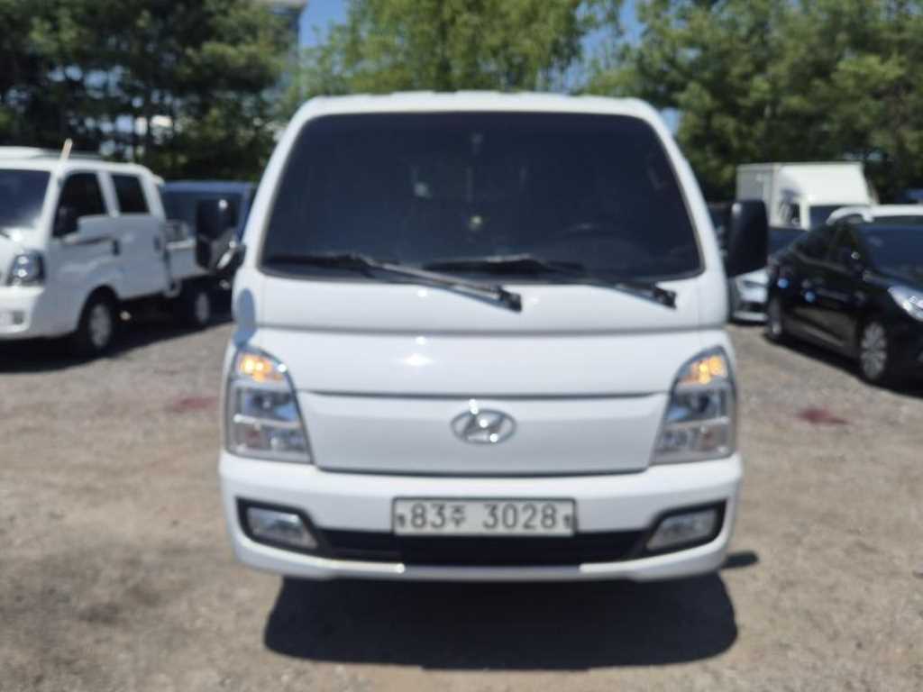 Small Truck Cargo (small) - Vista 2