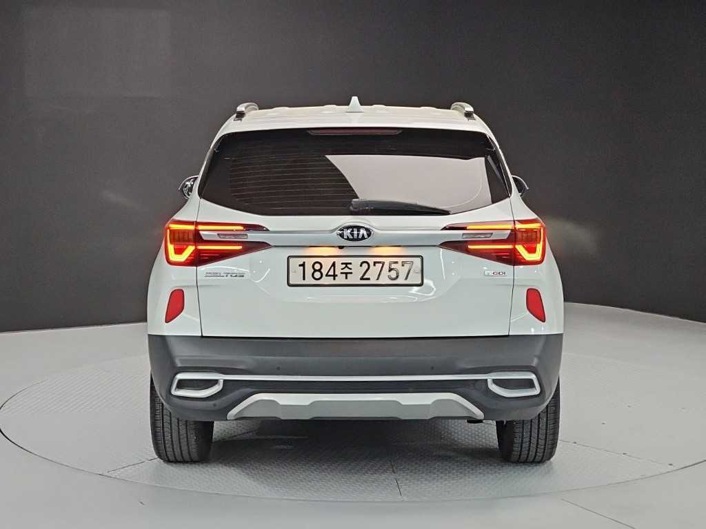 KIA Seltos - Vista 3