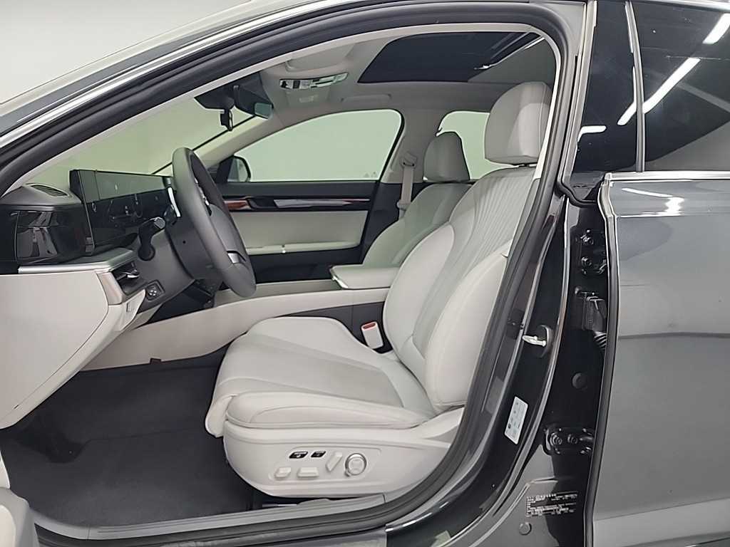 HYUNDAI Grandeur - Vista 11