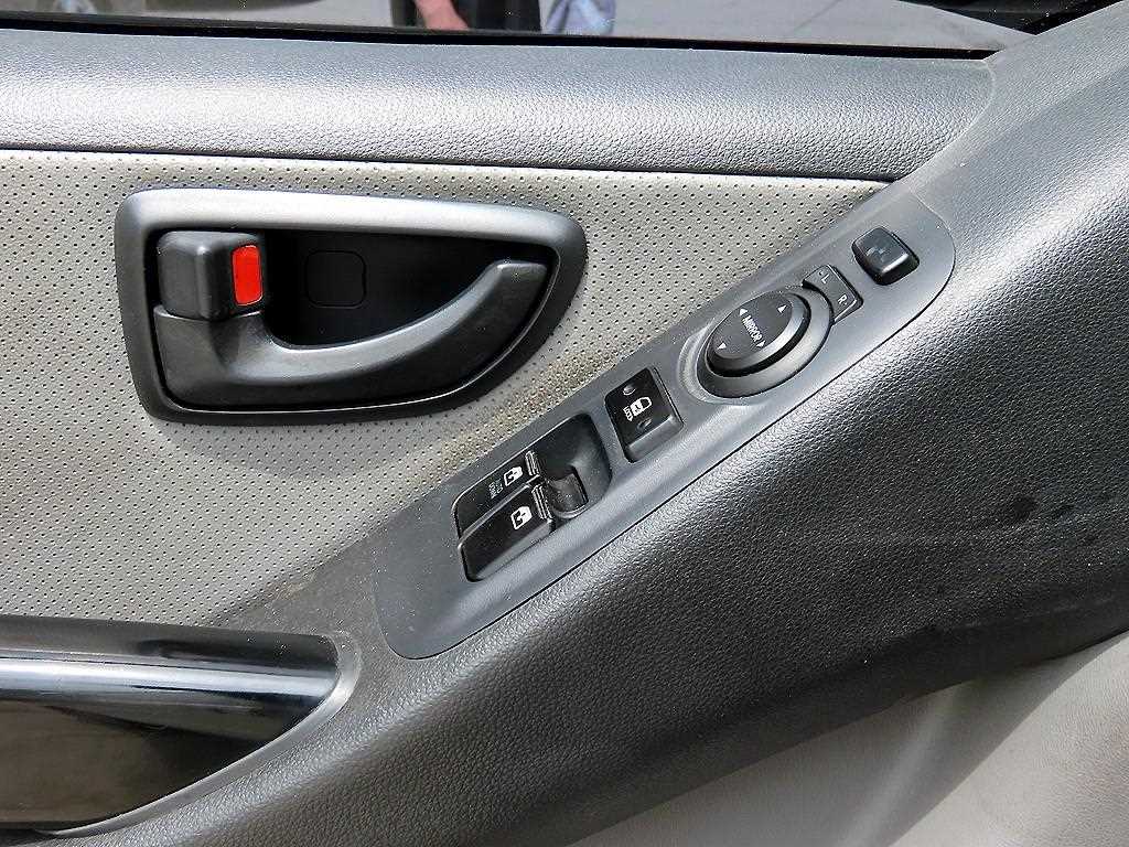 HYUNDAI Starex - Vista 11
