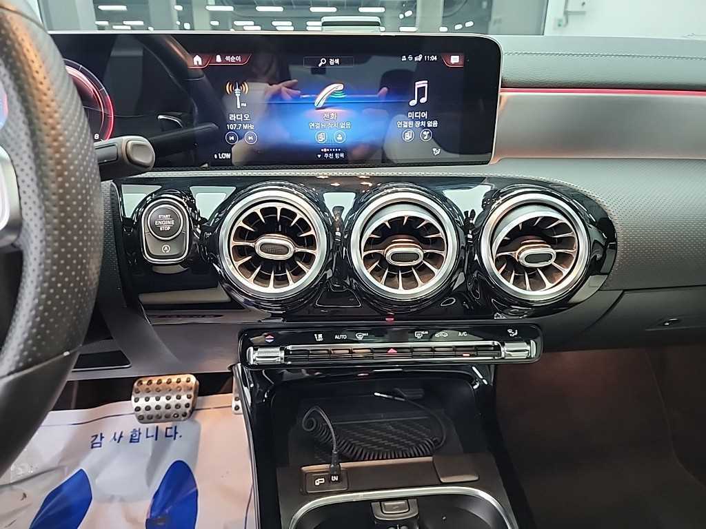 Mercedes Benz CLA Class - Vista 10