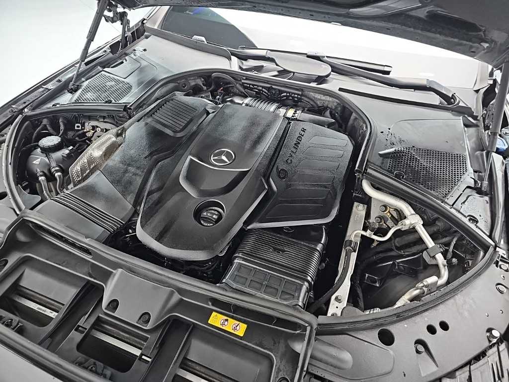 Mercedes Benz S Class - Vista 5