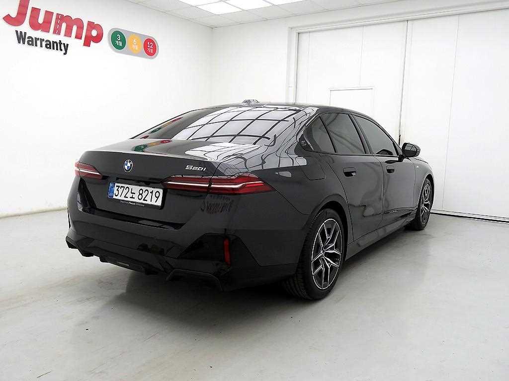 BMW 5 Series - Vista 4