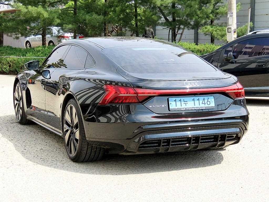 Audi e-Tron GT - Vista 3