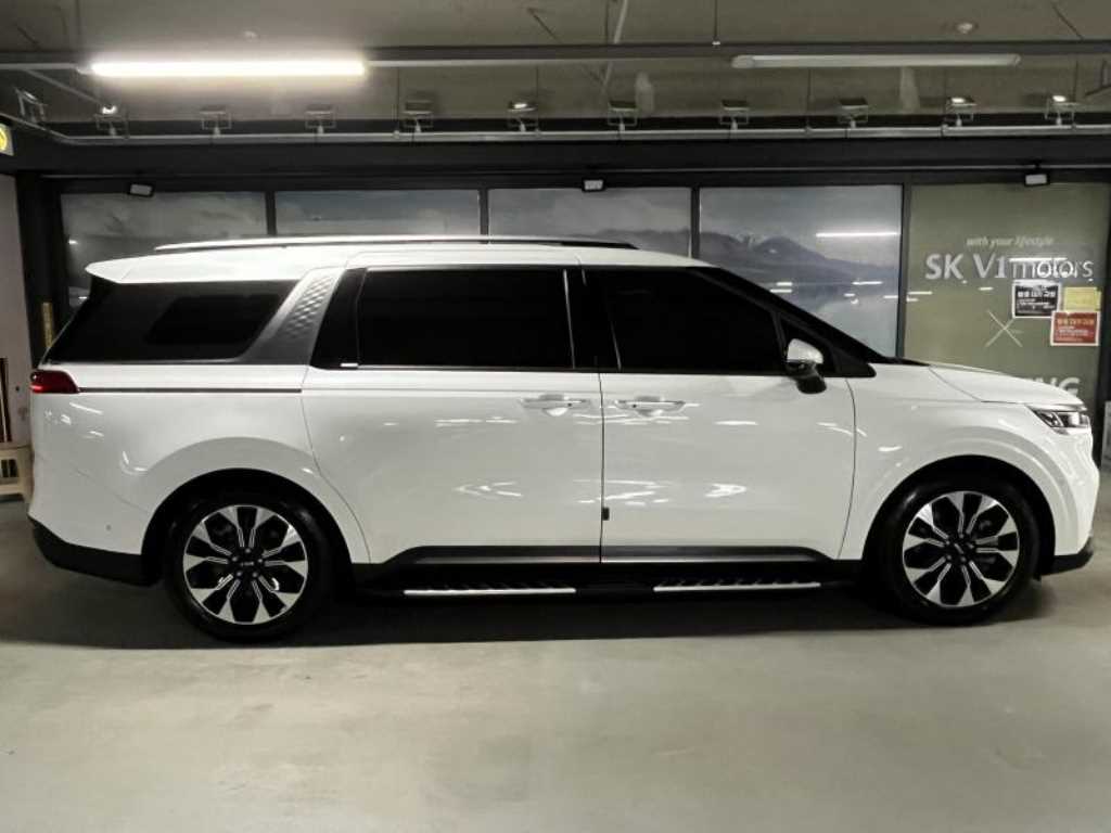 KIA Carnival - Vista 3