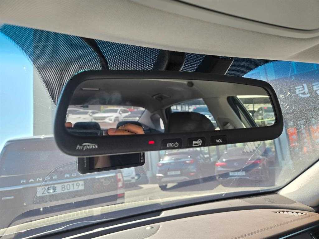 KIA K7 - Vista 10