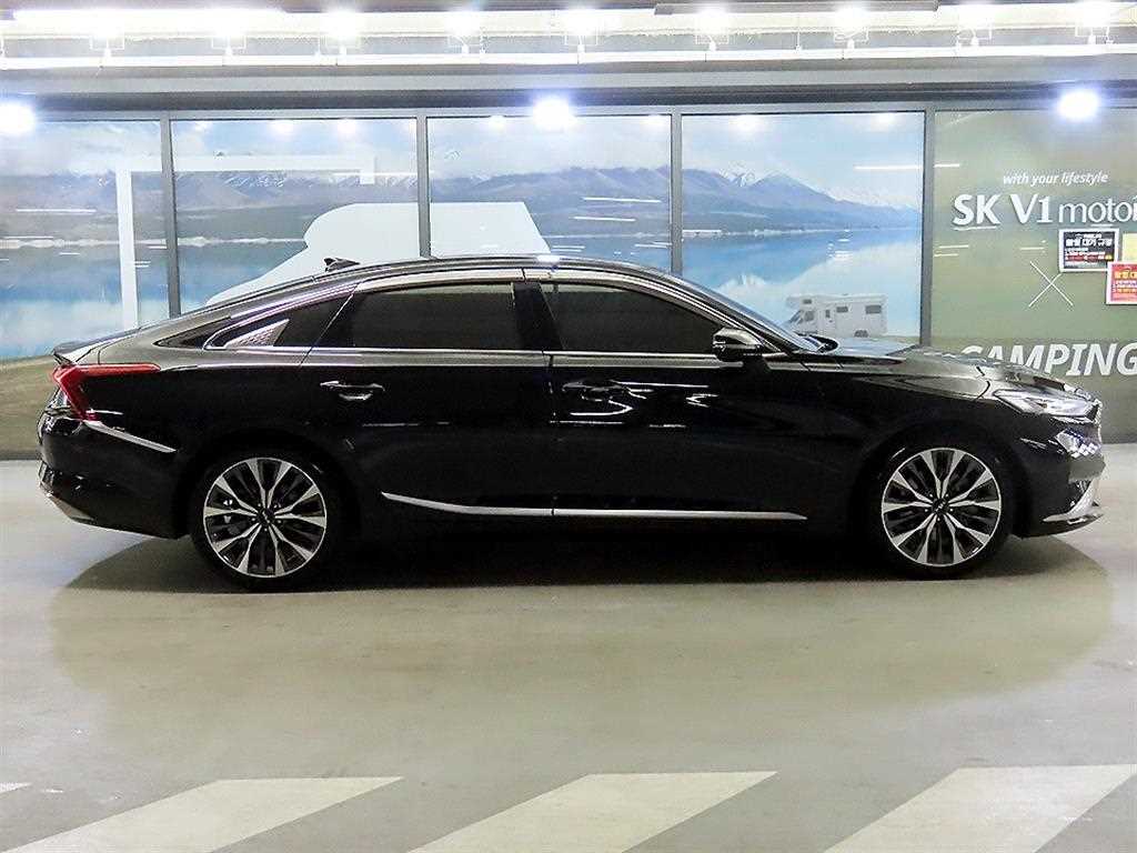 KIA K8 - Vista 3