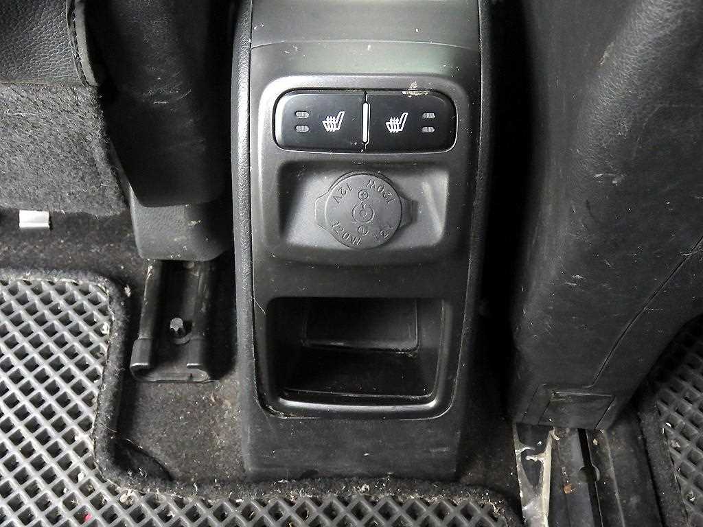 KIA Ray - Vista 10