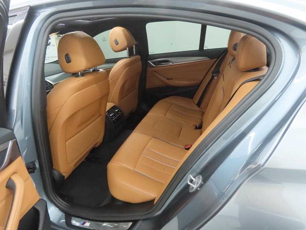 BMW 5 Series - Vista 6