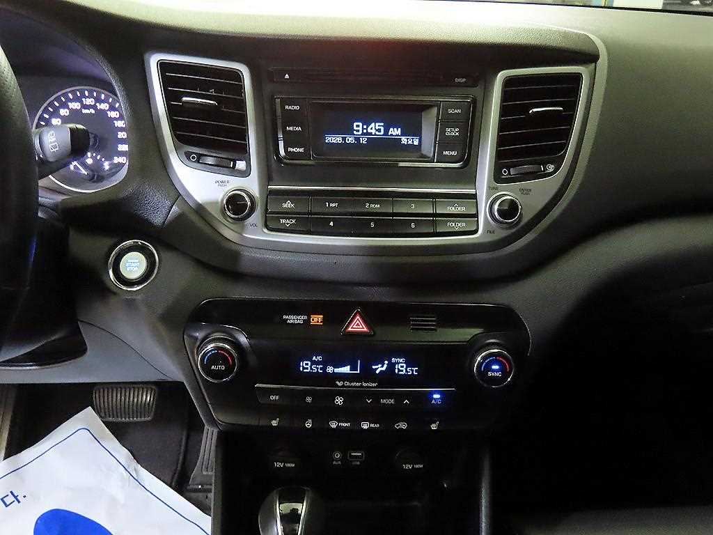 HYUNDAI Tucson - Vista 11