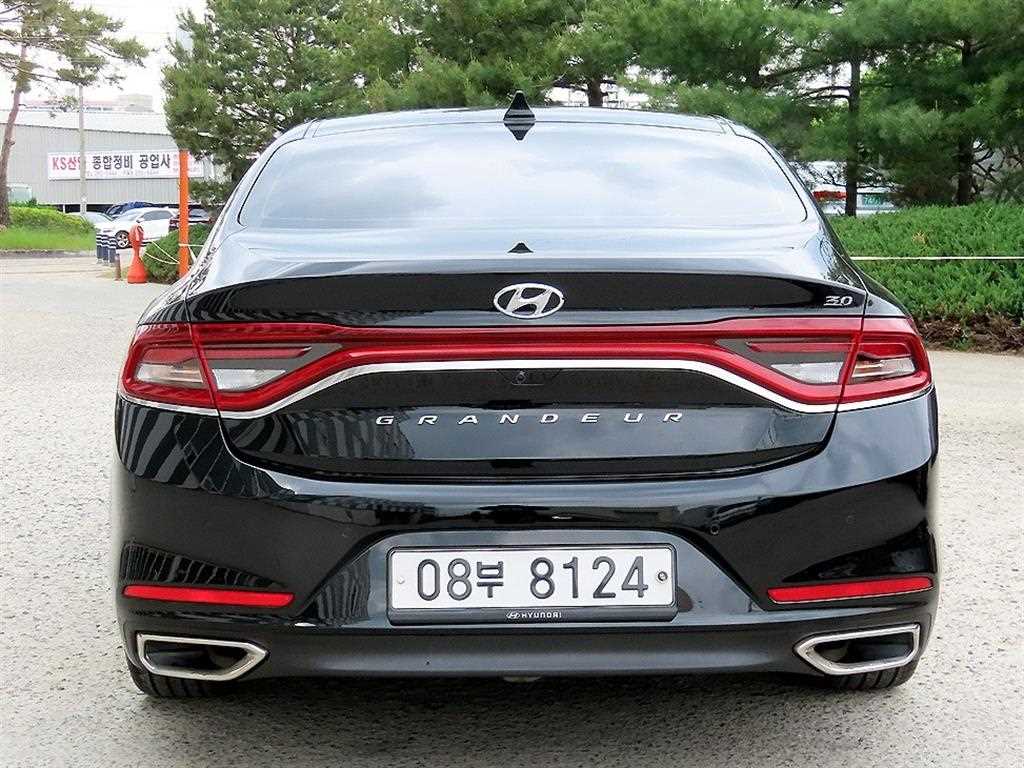 HYUNDAI Grandeur - Vista 4