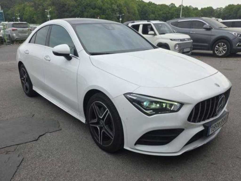 Mercedes Benz CLA Class - Vista 2