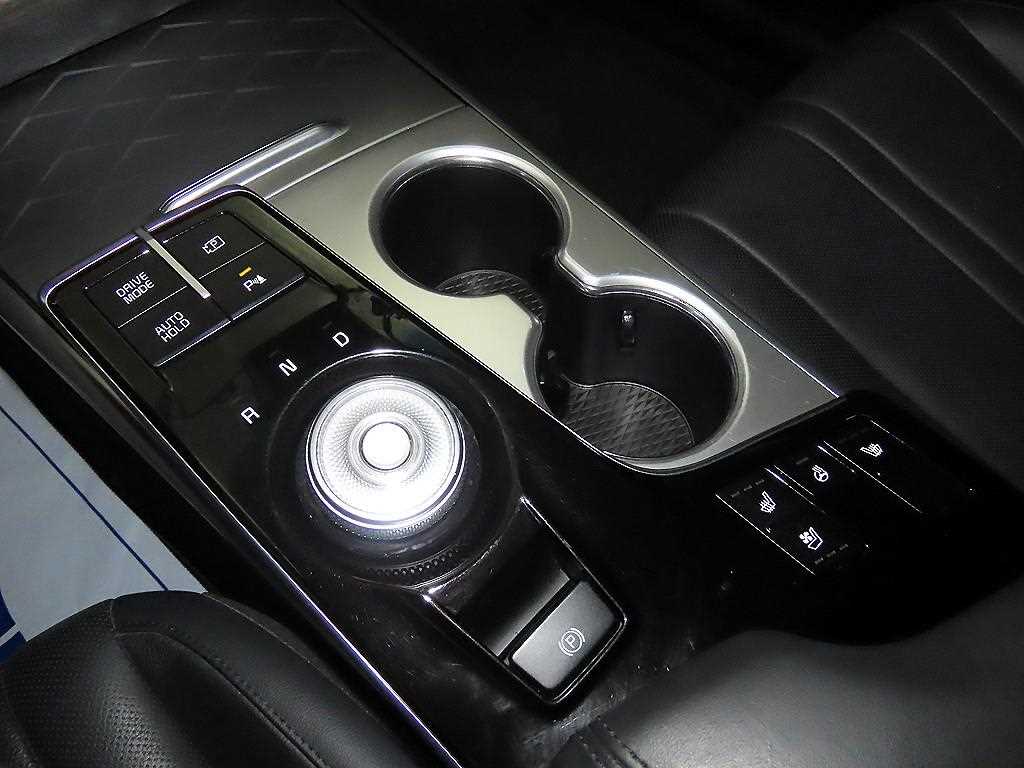 KIA K8 - Vista 12
