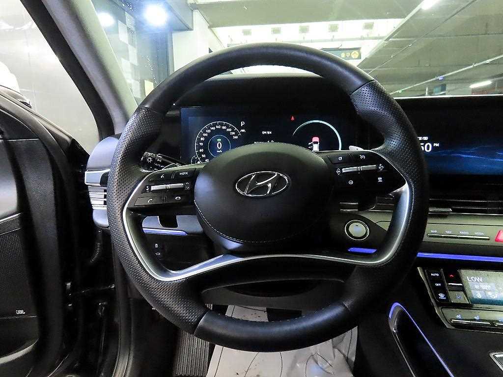 HYUNDAI Grandeur - Vista 8