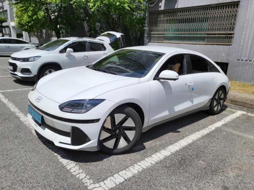 HYUNDAI Ioniq 6 2023 - Importación desde Corea - HF Imports Iquique - Foto 1