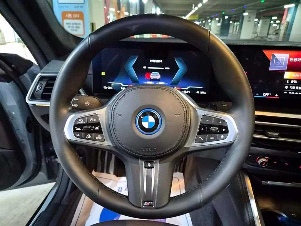 BMW i4 - Vista 8