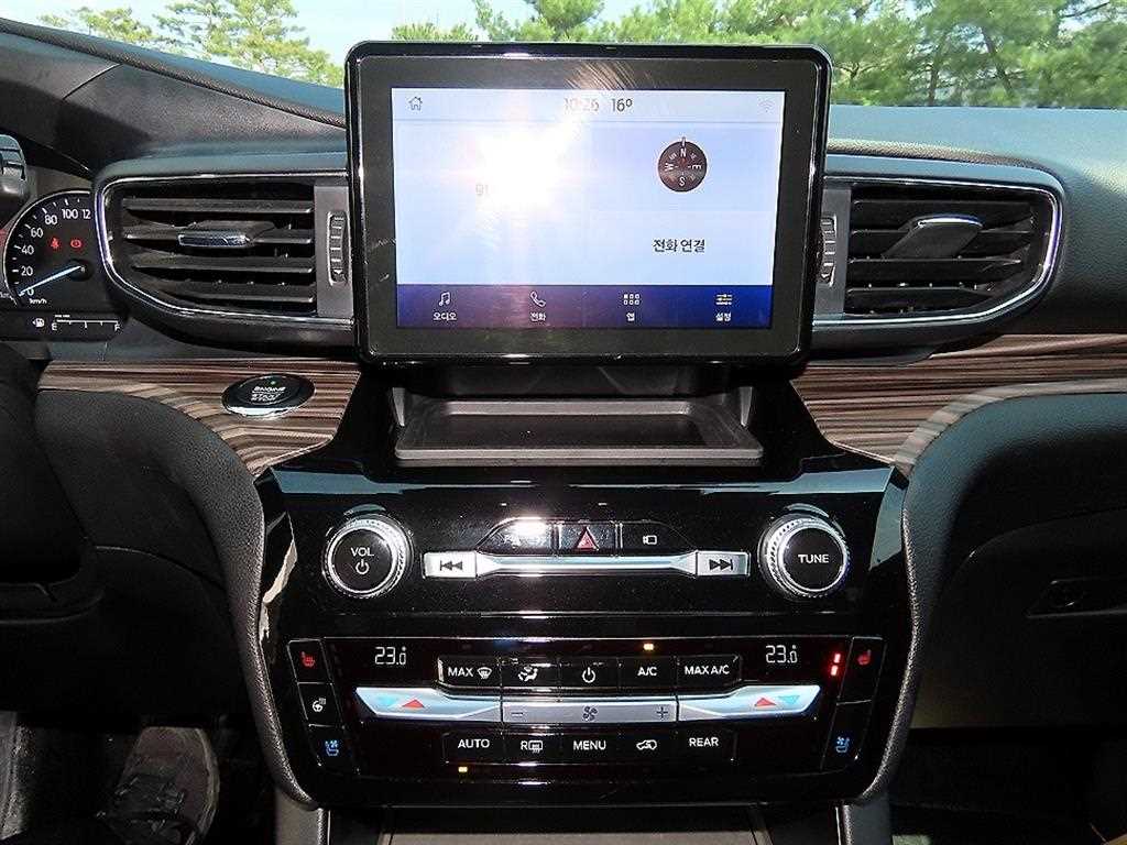 Ford Explorer - Vista 12