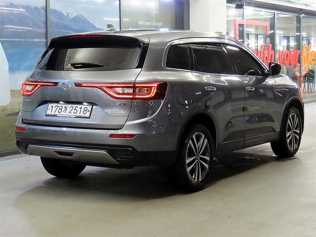 SAMSUNG QM6 - Vista 4