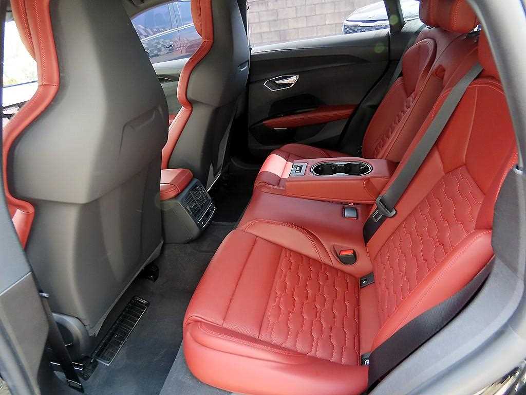 Audi e-Tron GT - Vista 6