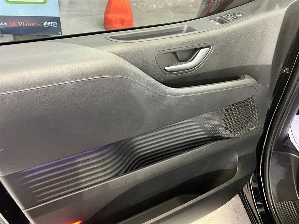 HYUNDAI Staria 2022 Negro - Importación desde Corea - HF Imports Iquique - Foto 14