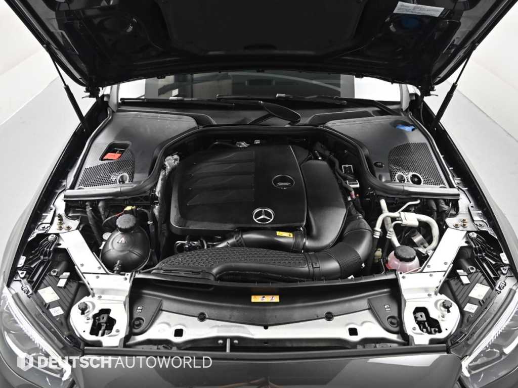 Mercedes Benz E class - Vista 6