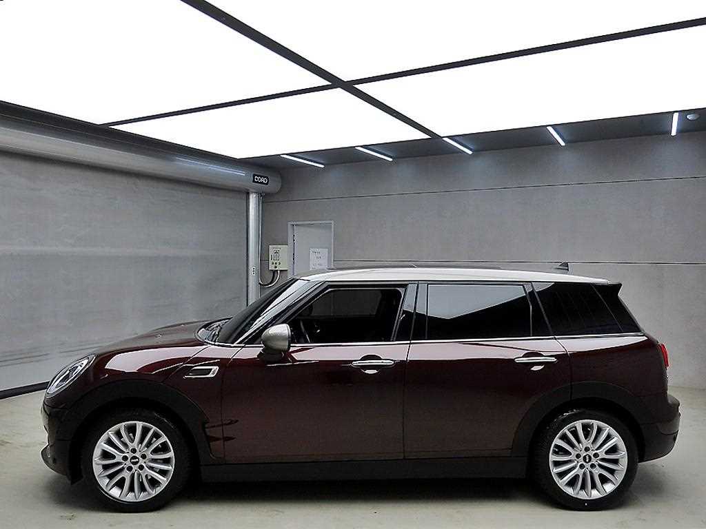 Mini Clubman - Vista 4