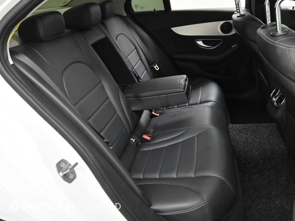 Mercedes Benz C Class - Vista 12