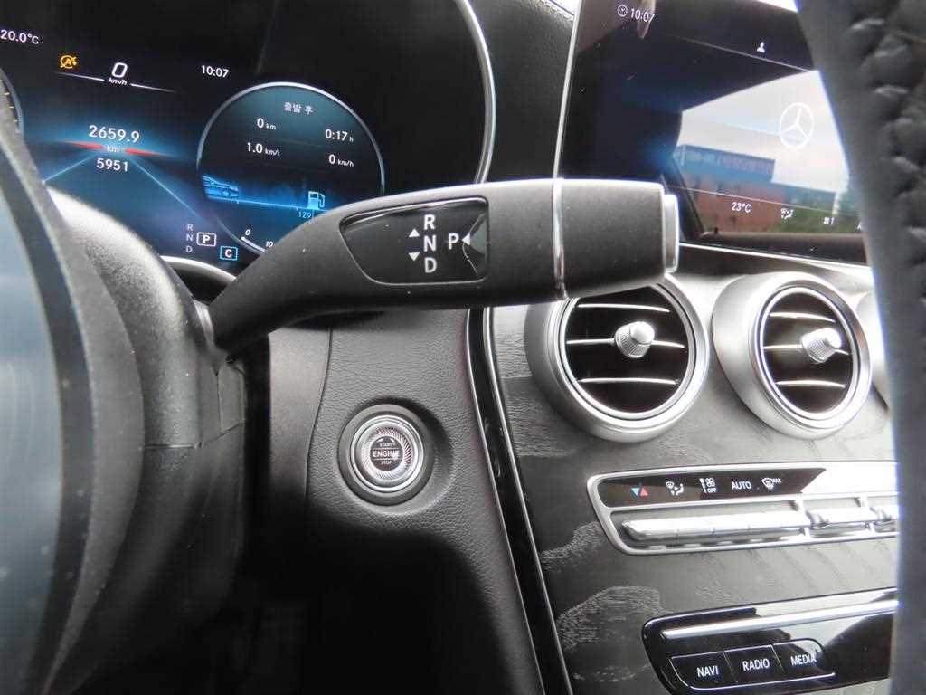 Mercedes Benz C Class 2022 Blanco - Importación desde Corea - HF Imports Iquique - Foto 14