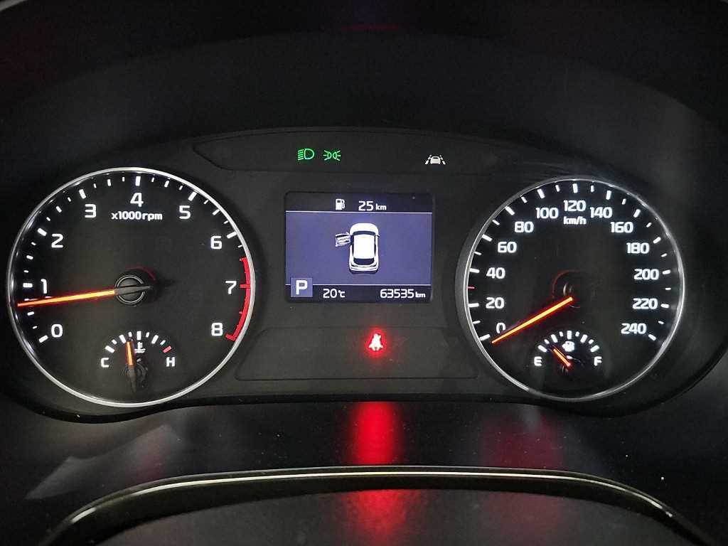 KIA Seltos - Vista 6
