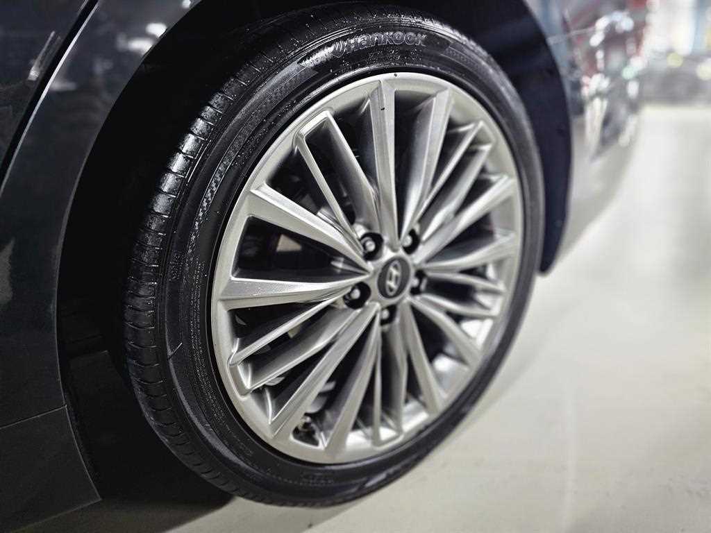 HYUNDAI Grandeur 2017 Gris - Importación desde Corea - HF Imports Iquique - Foto 20