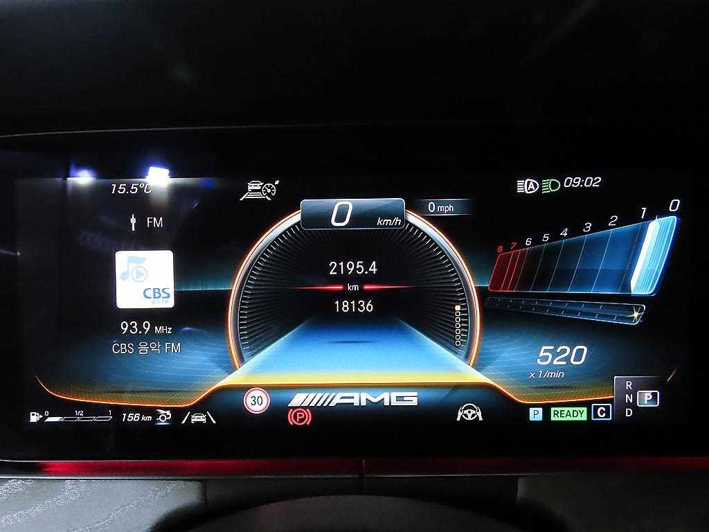 Mercedes Benz AMG GT - Vista 9