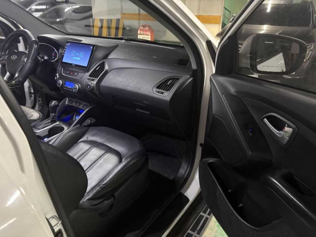 HYUNDAI Tucson - Vista 12