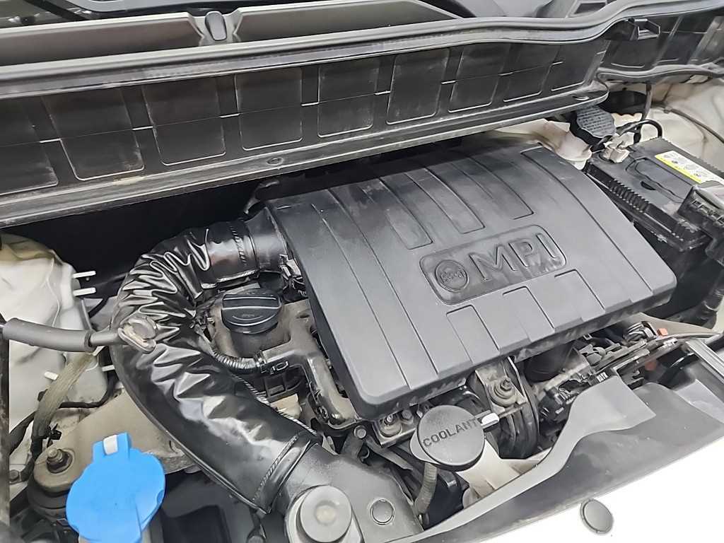 KIA Ray - Vista 5