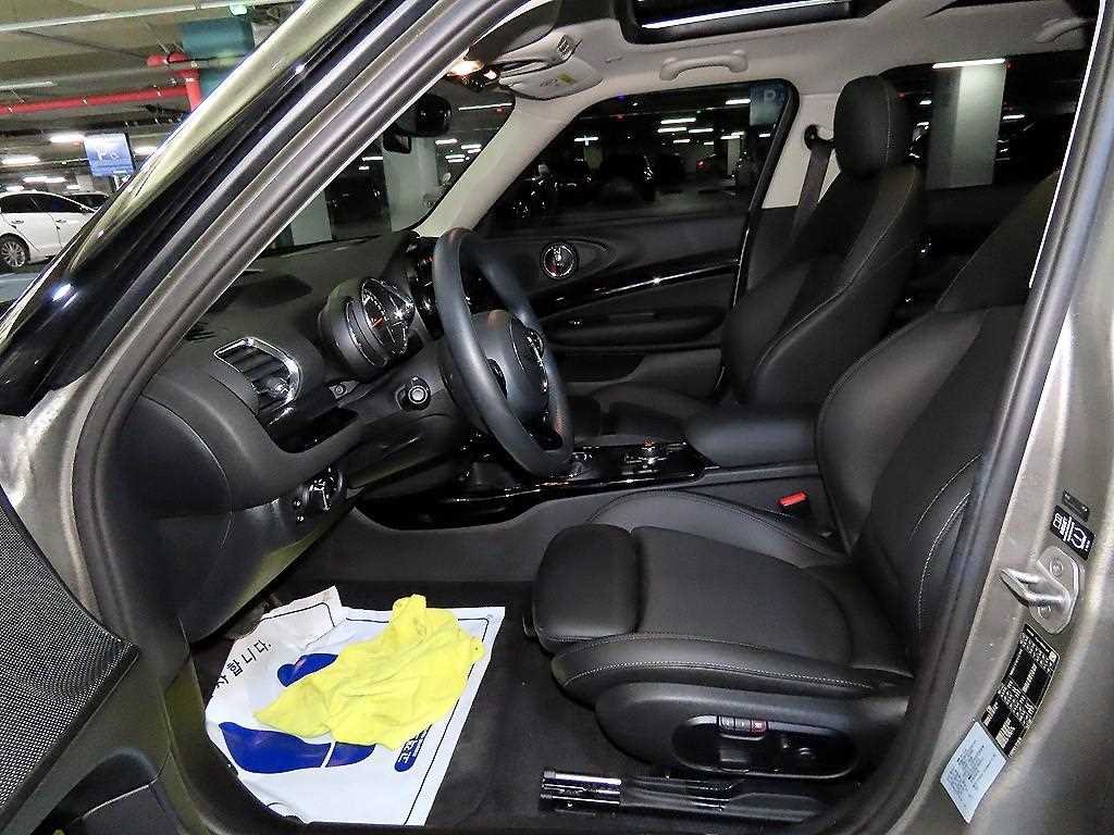 Mini Clubman - Vista 6