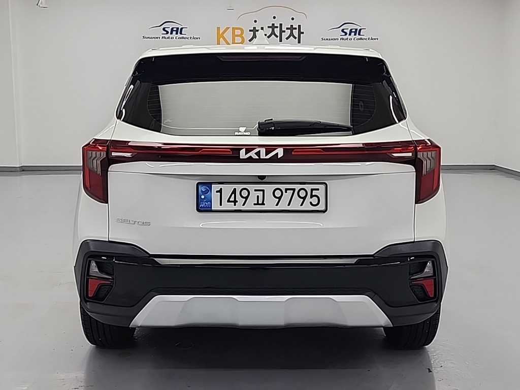 KIA Seltos - Vista 4