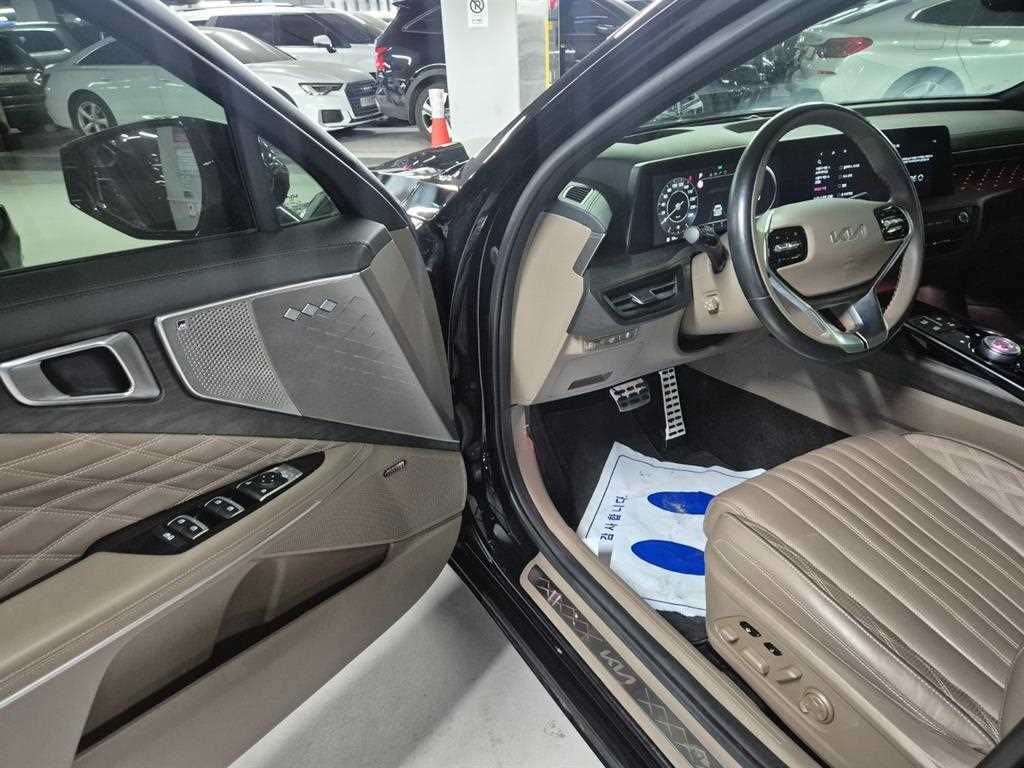 KIA K8 - Vista 11