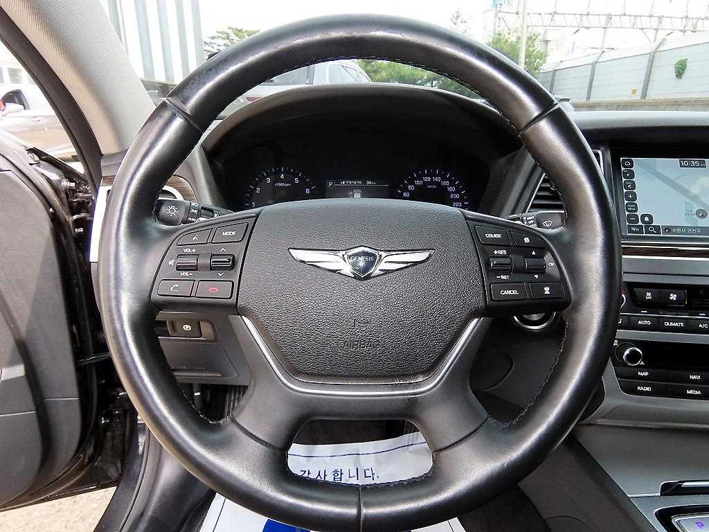 Genesis G80 - Vista 8