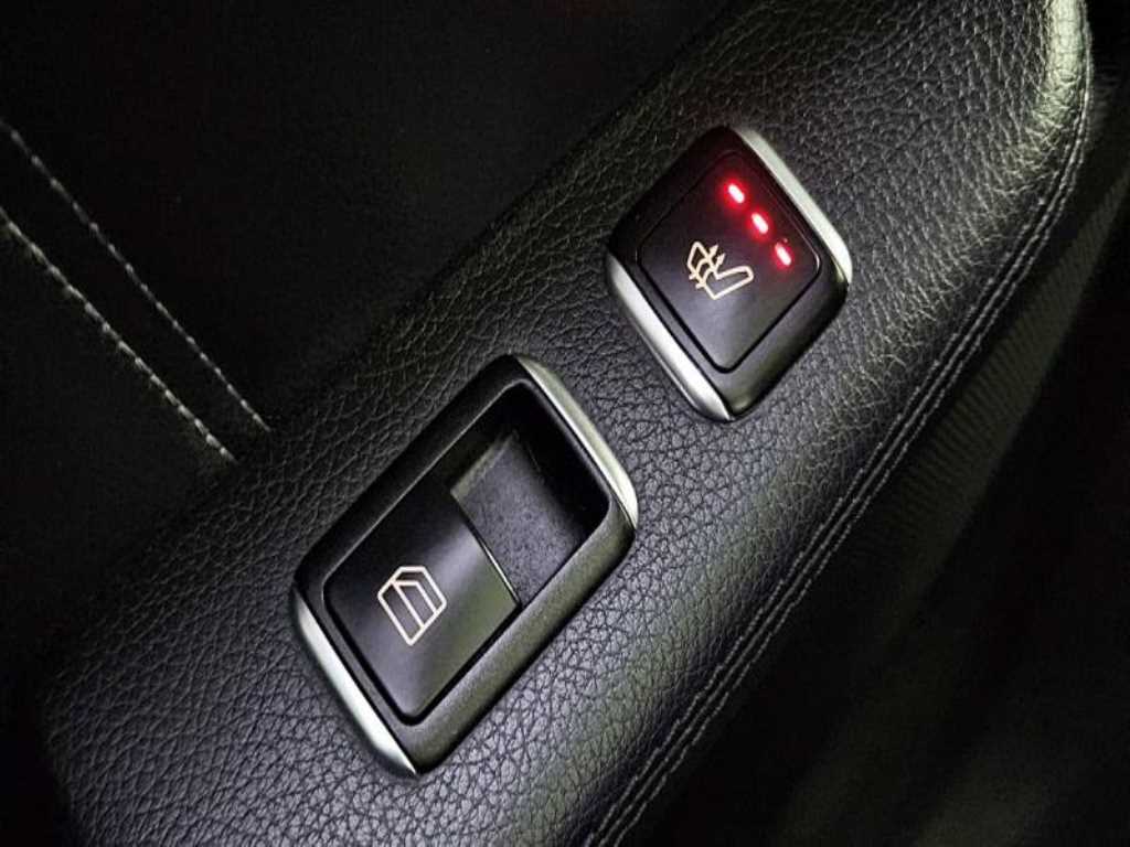 Mercedes Benz E class 2014 Blanco - Importación desde Corea - HF Imports Iquique - Foto 17