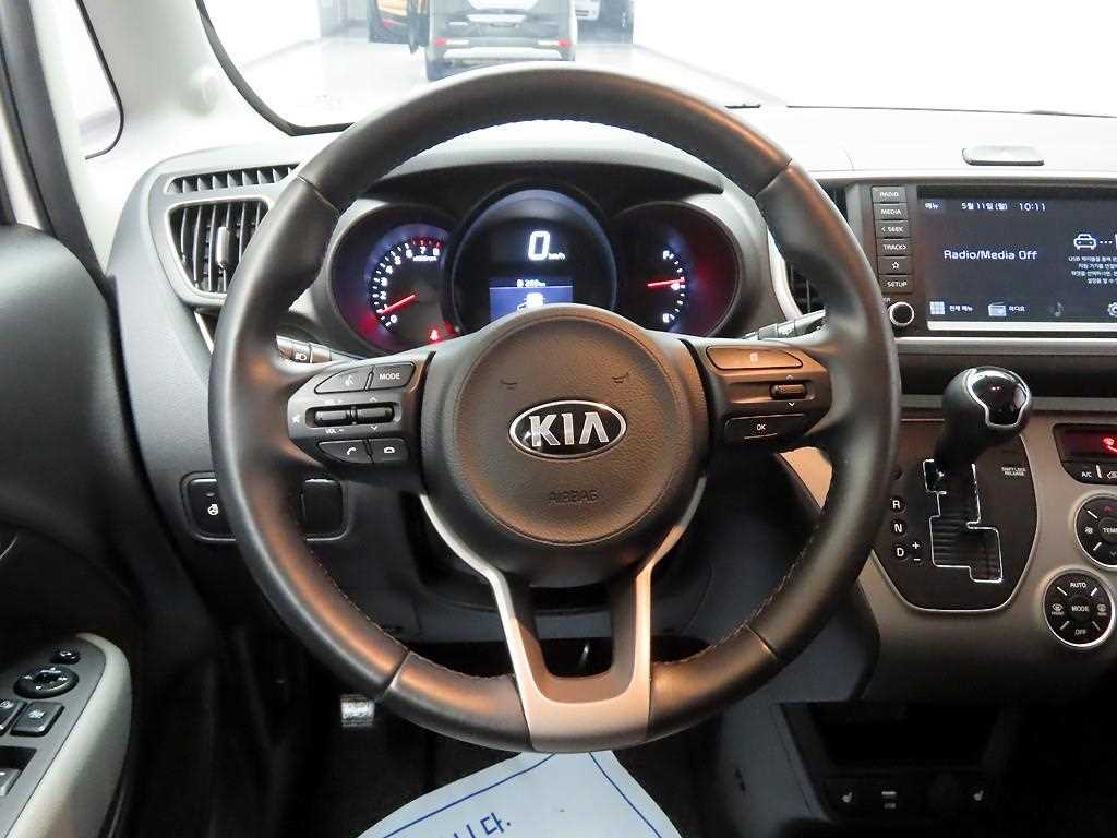 KIA Ray - Vista 8