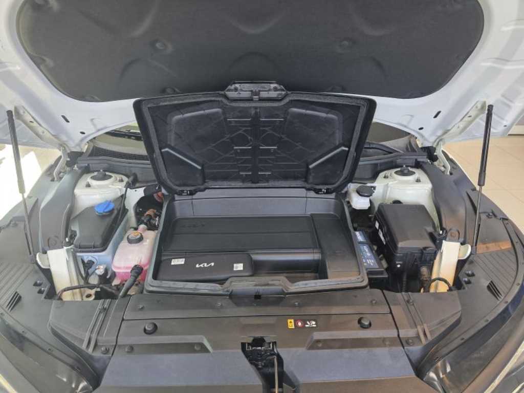 KIA EV6 - Vista 5