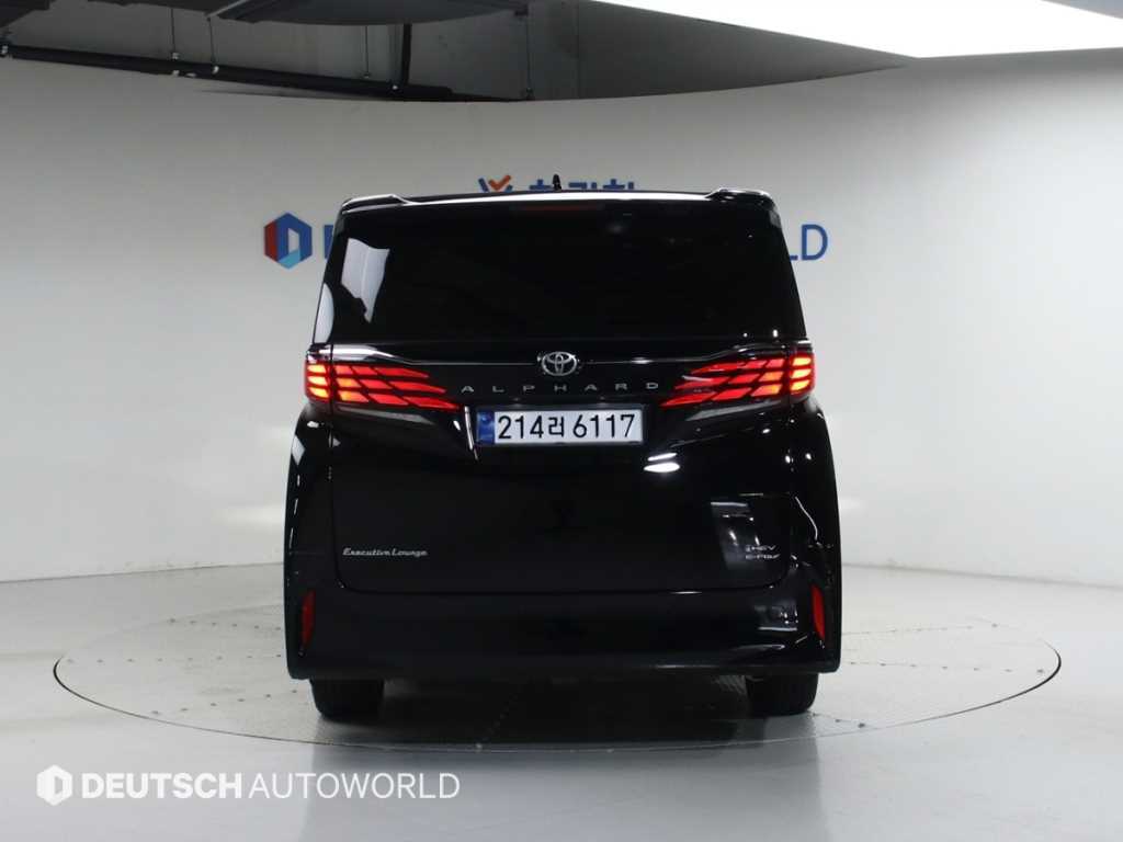 Toyota Alphard - Vista 4