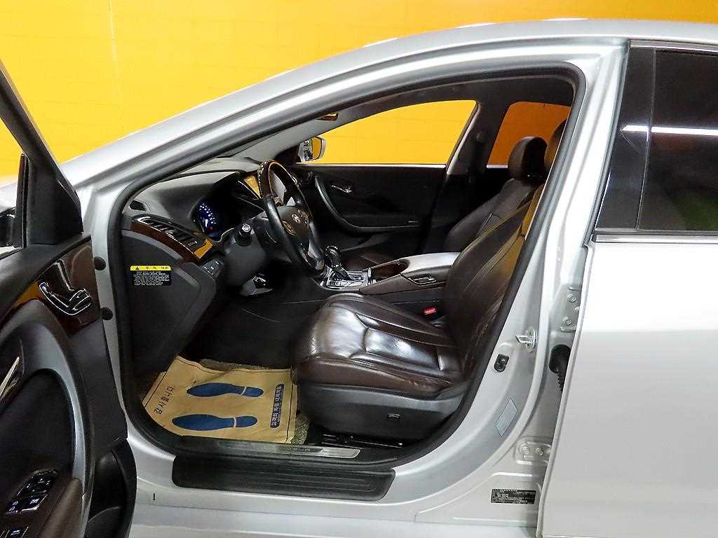 HYUNDAI Grandeur 2016 Plateado - Importación desde Corea - HF Imports Iquique - Foto 13