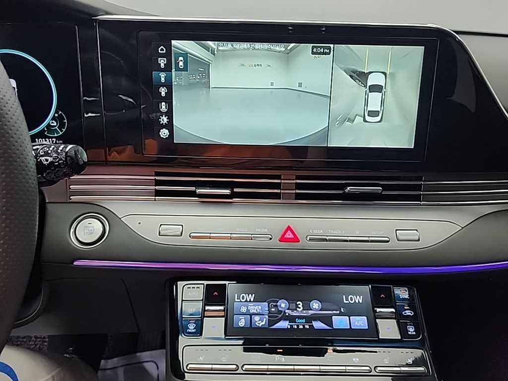 HYUNDAI Grandeur - Vista 10